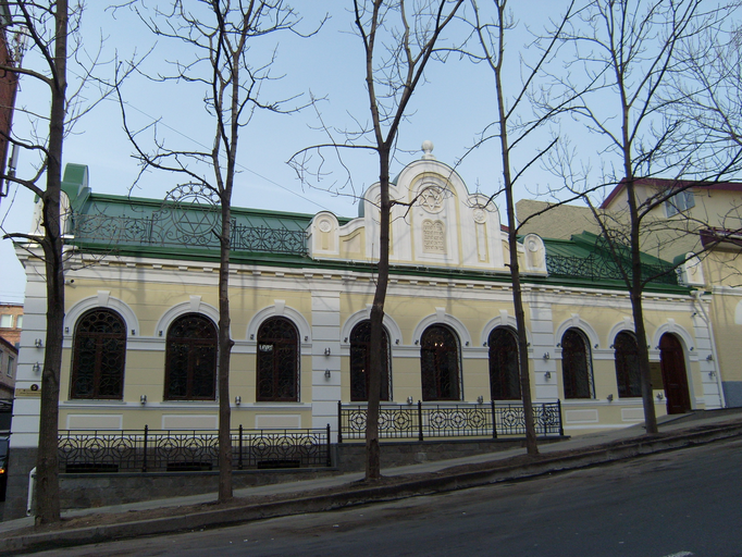 Владивостокская синагога)